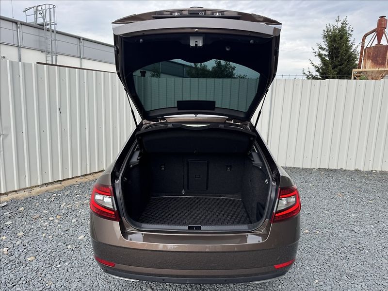 Škoda Octavia 2,0 TDI 110kW L&K ACC původ ČR - fotka 12 z 50