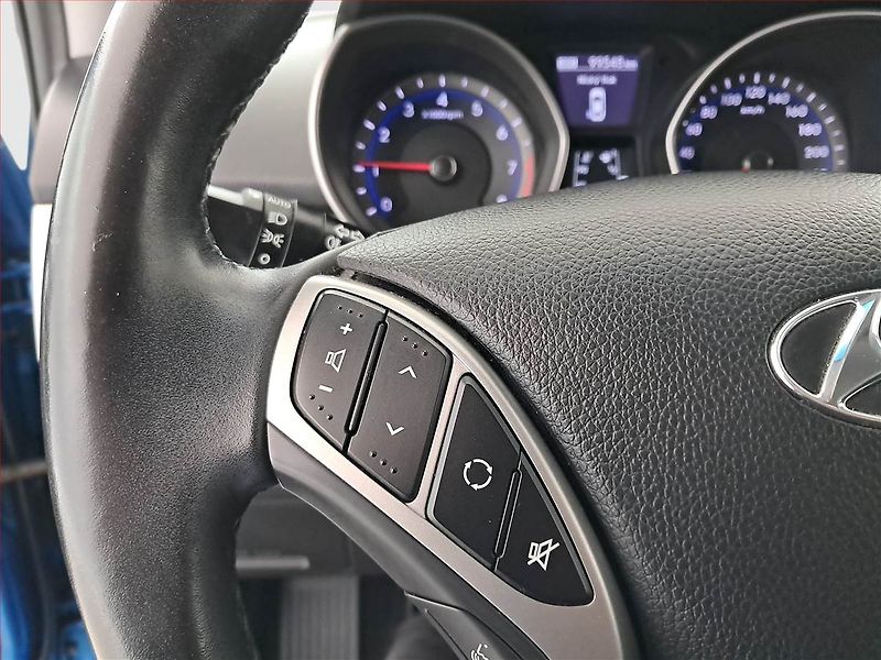Hyundai i30 (2016) 1.6 GDI, Serv.kniha, Tempomat - fotka 16 z 20