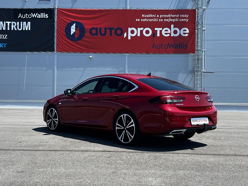 Opel Insignia 2.0T 147kW Aut.ULTIMATE DPH TZ - fotka 5 z 24