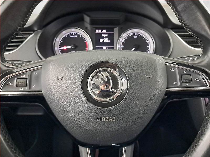 Škoda Octavia (2017) Style 1.0 TSI, Serv.kniha - fotka 18 z 19