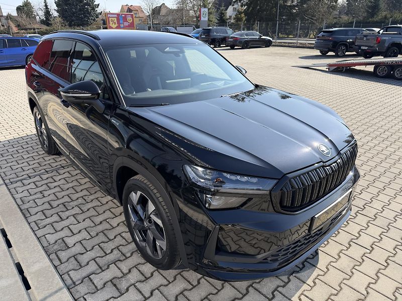 Škoda Kodiaq (2026) 2.0TDI 142kW 4X4 SPORT R19 HUD - fotka 11 z 47