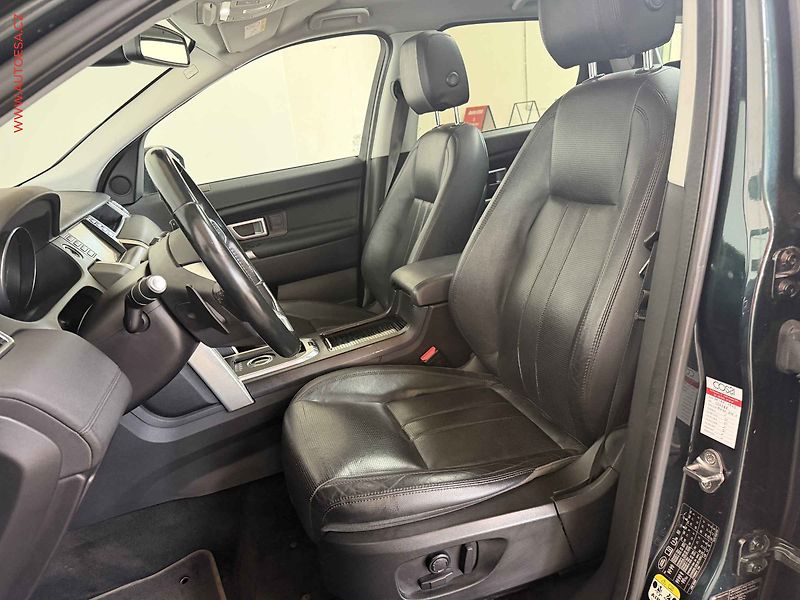 Land Rover Discovery Sport (2015) 2.0 TD4 4x4 HSE, AT, bixen - fotka 9 z 19