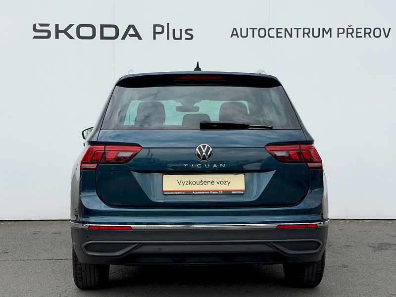 Volkswagen Tiguan (2022) 1.5 TSI 110kW DSG Life Matrix - fotka 32 z 35