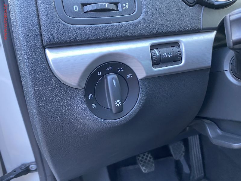 Škoda Yeti (2014) 1.2 TSi, Outdoor, TZ - fotka 15 z 17