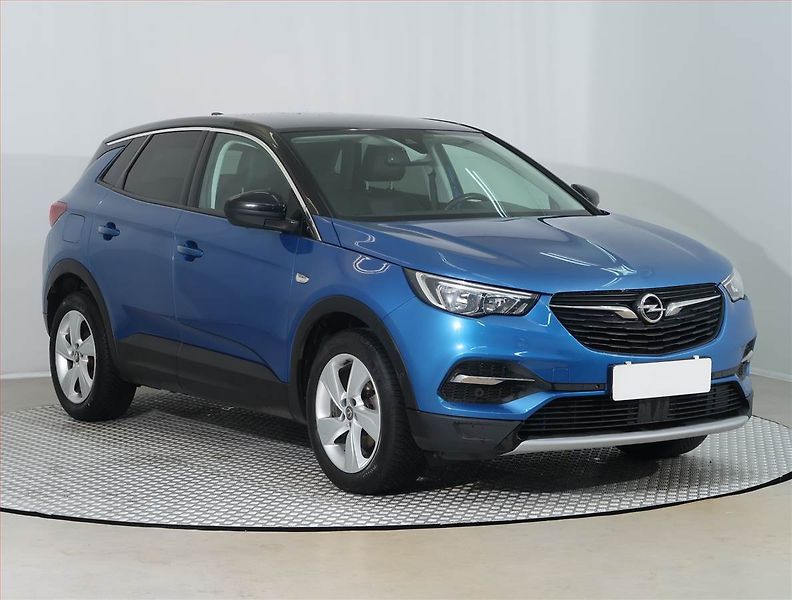 Opel Grandland X (2018) 1.2 Turbo, Kůže, Tempomat - fotka 1 z 16