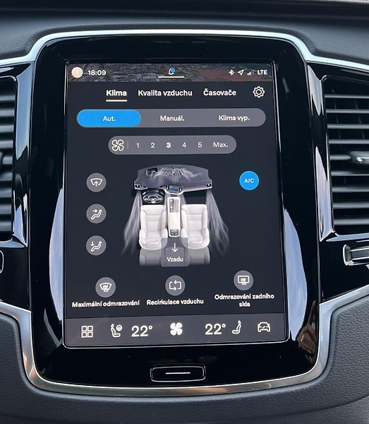 Volvo XC90 B5 AWD Ultimate v záruce - fotka 24 z 40