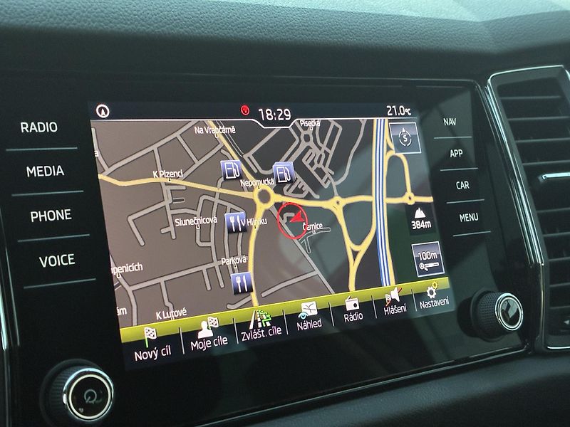 Škoda Kodiaq 2,0 TDi 110kW Style DSG 4x4 CZ - fotka 24 z 33