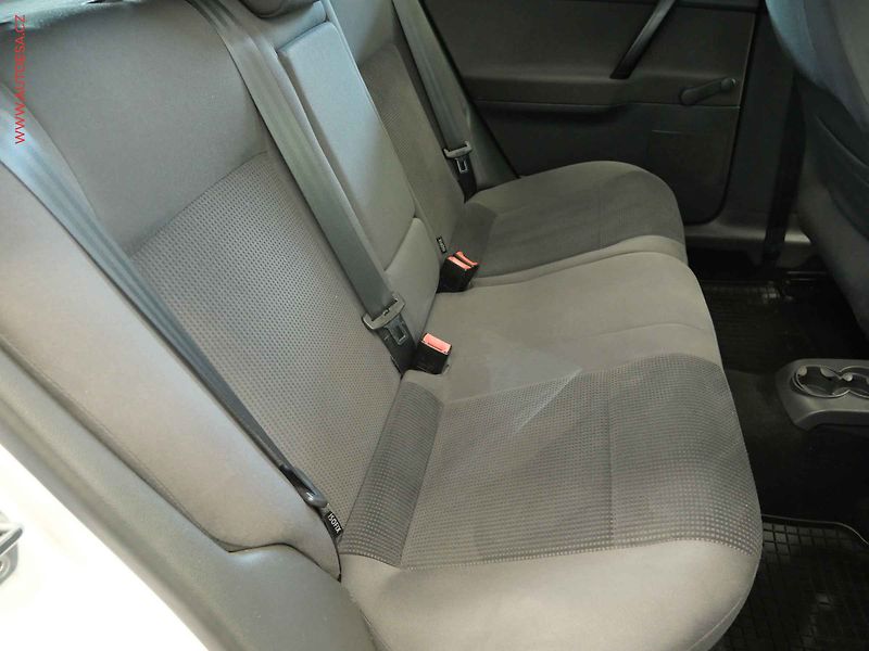 Volkswagen Polo (2008) 1.4MPI, AC - fotka 12 z 17