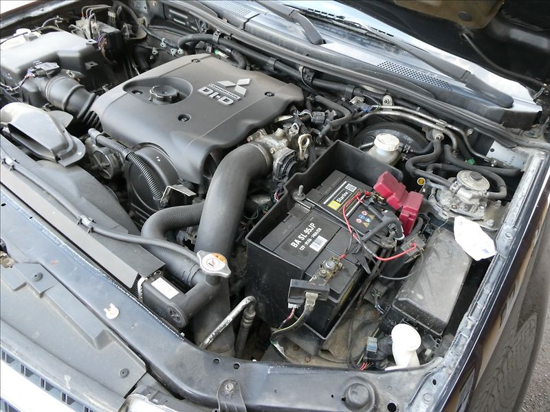 Mitsubishi L200 2,5 DI-D 100kW REZERVACE - fotka 34 z 36