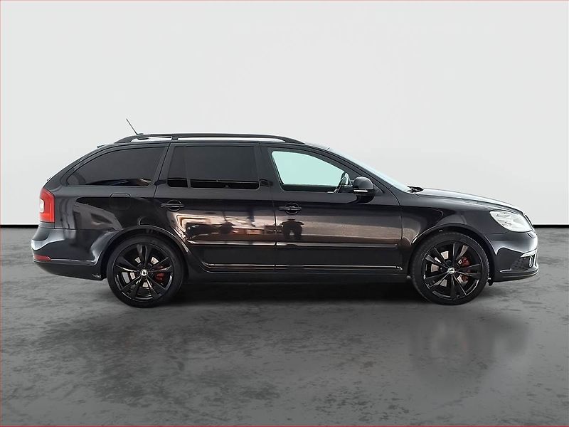 Škoda Octavia (2013) RS 2.0 TDI, Xenony, Tempomat - fotka 6 z 16