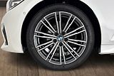 BMW Řada 3 320d xDrive - náhled 26