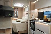 Karavan xBarr 600 QUW nabízí luxus a pohodlí za nízkou cenu.