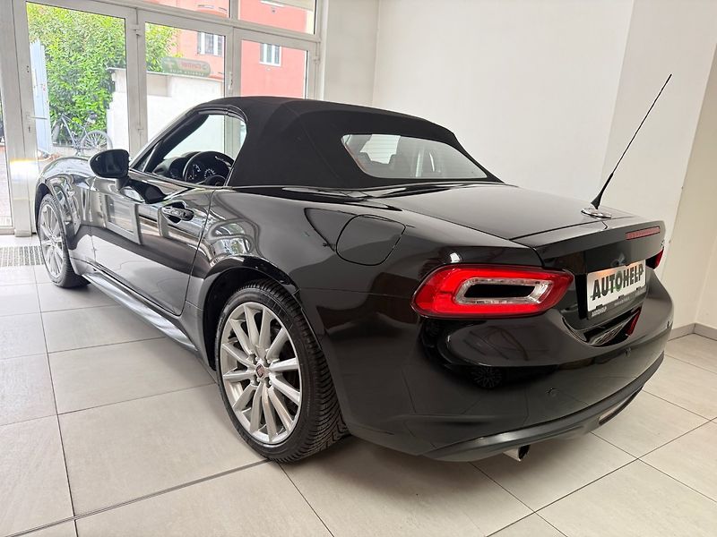 Fiat 124 Spider (2018) 1.4 Turbo AT Lusso - fotka 6 z 28