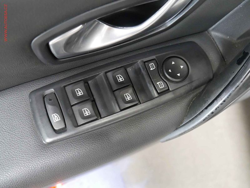 Renault Laguna (2008) 2.0 dCi, ČR, STK5/28 - fotka 21 z 21