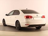Volkswagen Jetta (2011) 1.6 TDI, Park. senzory - náhled 3