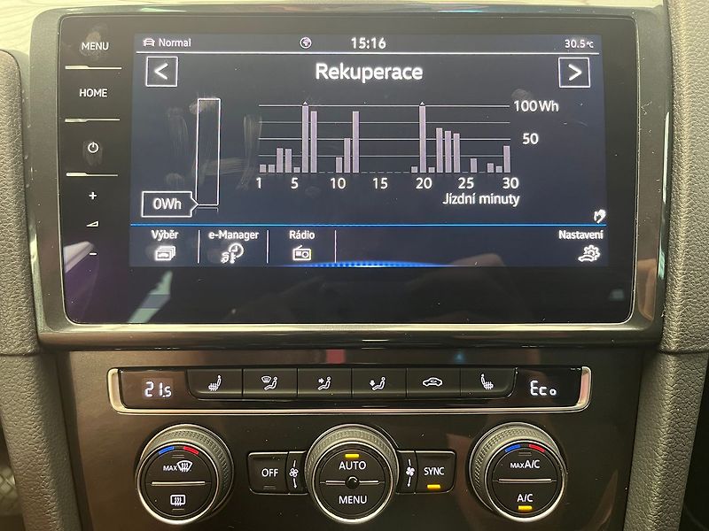 Volkswagen e-Golf 93,1% SoH, tep.čerp. virtual k - fotka 75 z 95