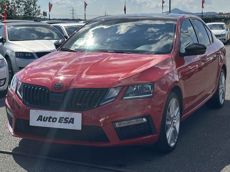 Škoda Octavia (2017) 2.0 TSI, ČR, RS, LED - fotka 3 z 17