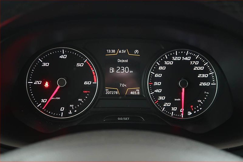 Seat Ateca (2017) 2.0 TDI, 4X4, Kůže, Navi - fotka 11 z 18