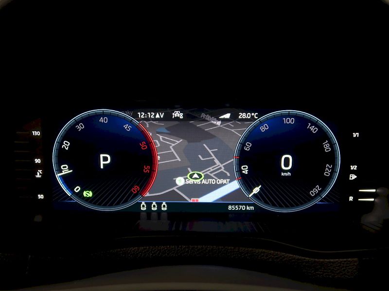 Škoda Karoq (2022) SPORTLINE 2.0TDI 110KW 4x4 DSG - fotka 17 z 41