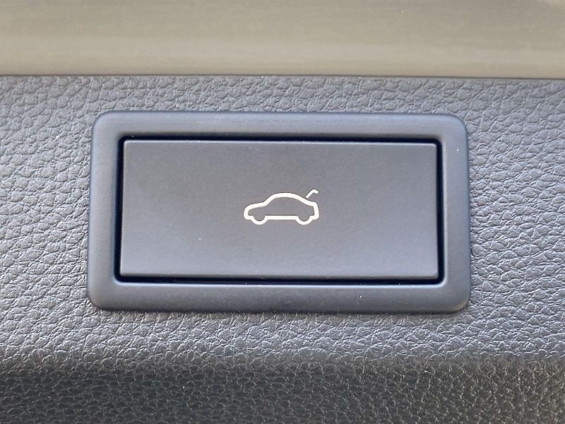 Škoda Karoq (2024) 2.0 TDI 4x4 DSG SportLine - fotka 30 z 38