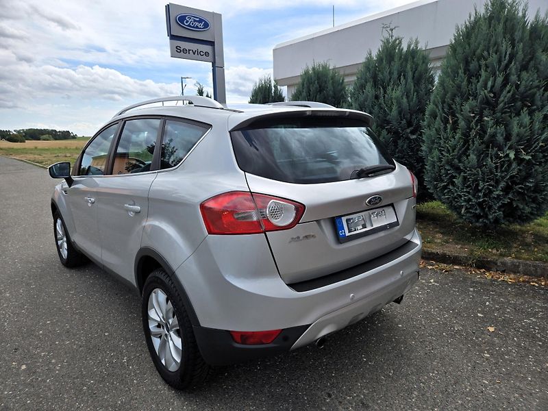 Ford Kuga (2009) Titanium 2,0 TDCi 100kw - 6st. - fotka 4 z 21