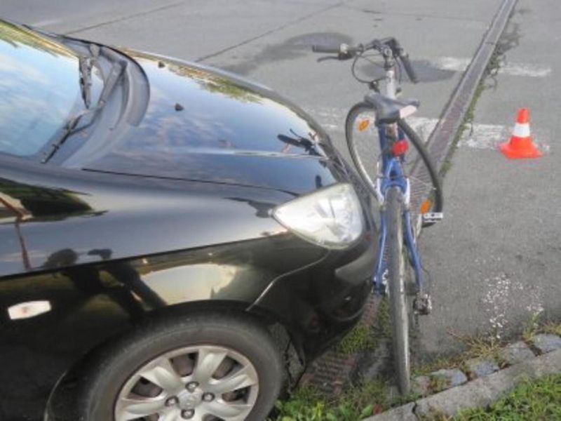 Každý rok zemře na českých silnicích několik desítek cyklistů.