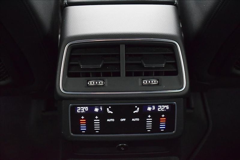 Audi A6 3,0 TDi,S-Line,QUATTRO,aut,DPH - fotka 34 z 40