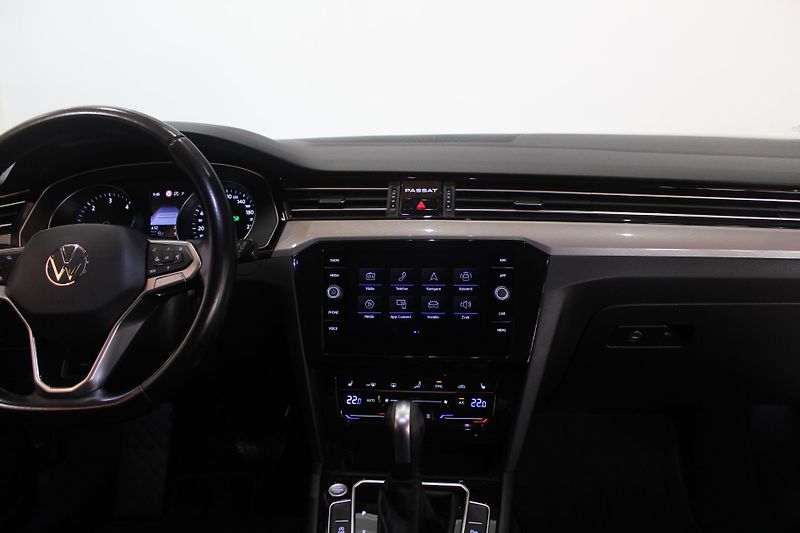 Volkswagen Passat (2023) 2.0TDI DSG Nez.Topení Model 24 - fotka 24 z 33