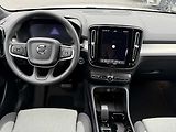 Volvo XC40 (2026) B3 FWD PLUS DARK,HARMAN KARDON - náhled 16