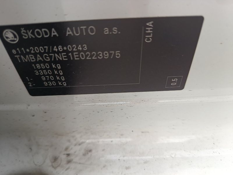 Škoda Octavia III 1.6 TDI - fotka 50 z 56