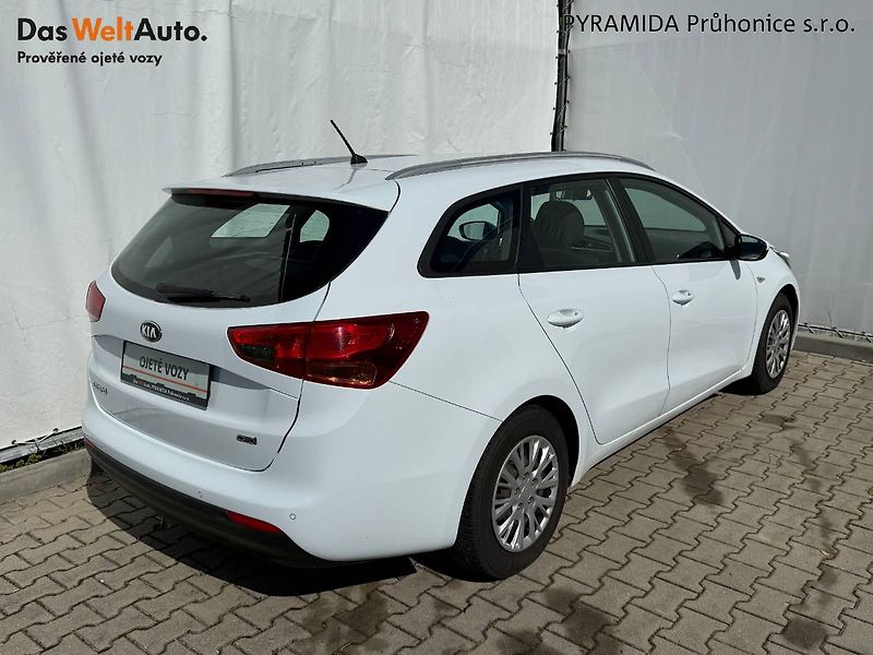 Kia Ceed (2017) 1.6 CRDi 100 kW Comfort Plus - fotka 2 z 21