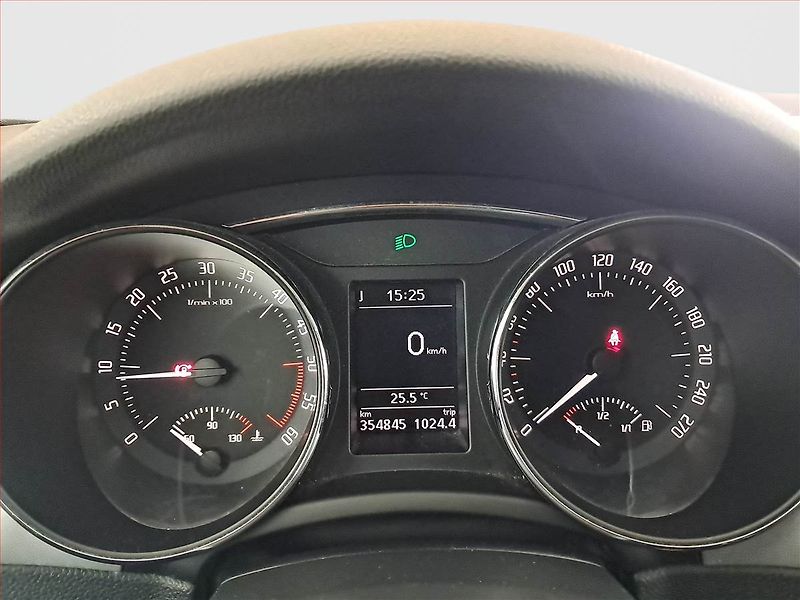 Škoda Superb (2014) Ambition 2.0 TDI, Serv.kniha - fotka 11 z 27