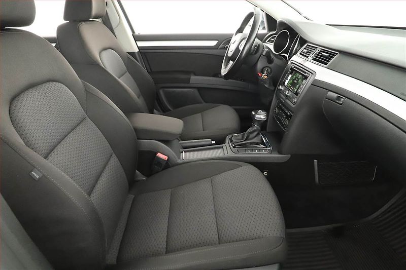 Škoda Superb (2011) Comfort 2.0 TDI, 4X4, Automat - fotka 7 z 18