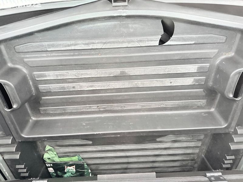 Audi Q7 3,0 TDI V6 QUATTRO - fotka 32 z 38