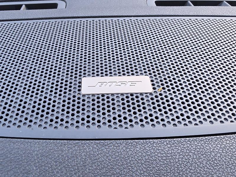 Renault Laguna 2.0dCi 131kW INITIALE*PANORAMA - fotka 22 z 58
