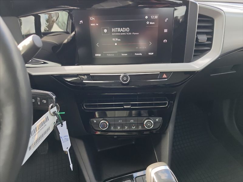 Opel Astra 1,5 CDTI Edition - fotka 9 z 11