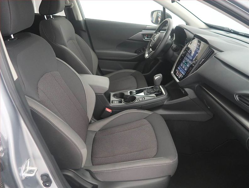 Subaru Impreza (2025) 2.0 e-Boxer - fotka 9 z 15