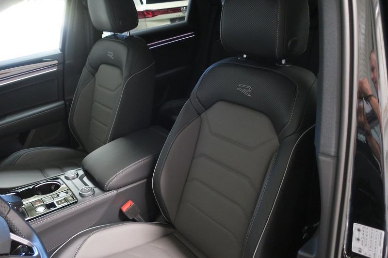 Volkswagen Touareg (2026) NEW Final Edition R Line 210kW - fotka 12 z 50