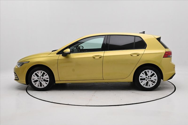 Volkswagen Golf 1,0 TSI 81kW Life Záruka až 5 - fotka 8 z 30
