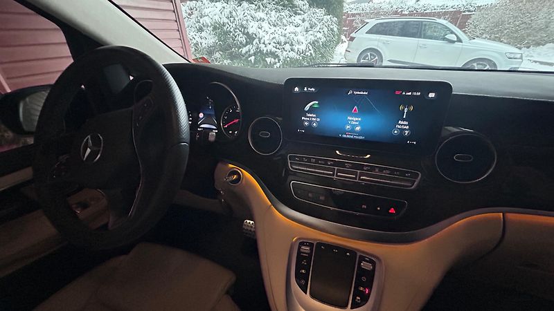 Mercedes-Benz Třídy V (2023) 300 Exclusive L 4M AIR LEDNICE - fotka 38 z 46