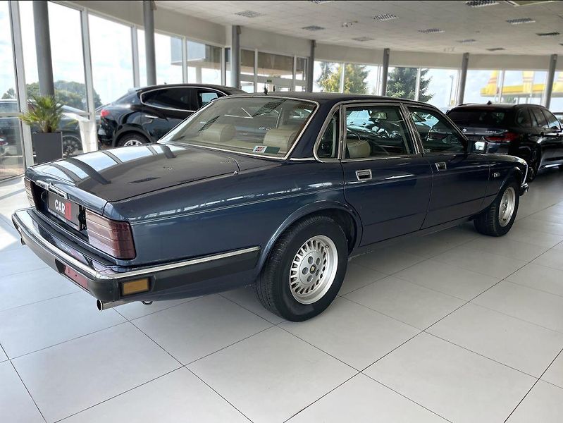 Jaguar XJ 3.6 Sovereign*1.majitel - fotka 5 z 30