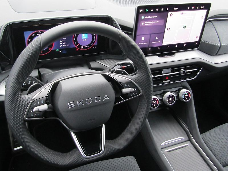 Škoda Kodiaq (2025) Sportline 2,0 TDI 4x4 DSG - fotka 18 z 30
