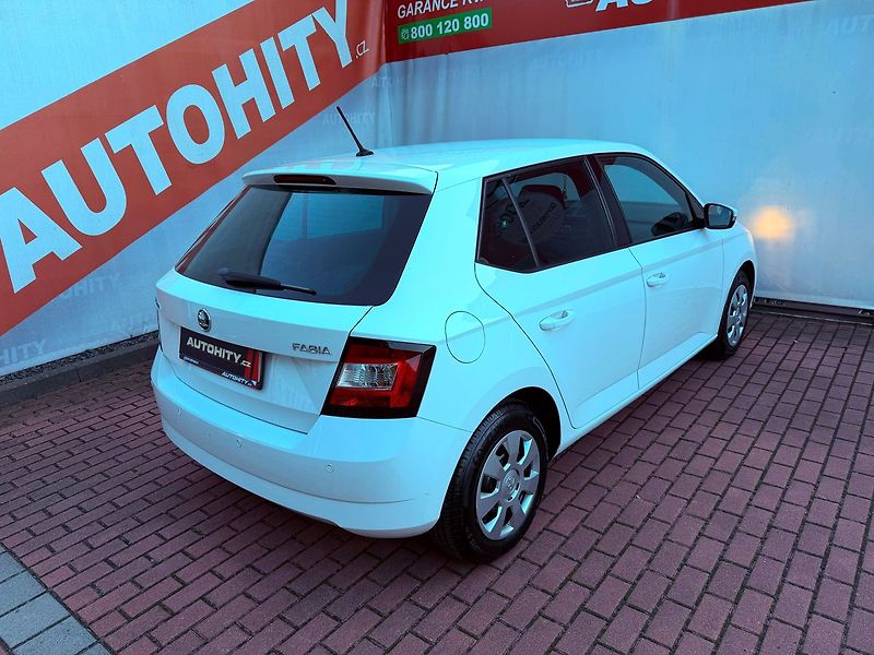 Škoda Fabia 1.0 MPi Ambition - fotka 6 z 24