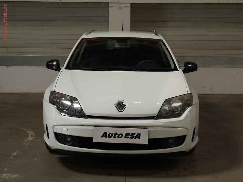 Renault Laguna (2010) 1.5 dCi, Navi, AC - fotka 2 z 19