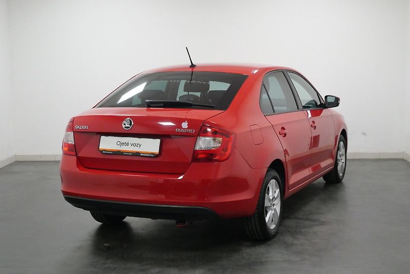 Škoda Rapid - fotka 2 z 24