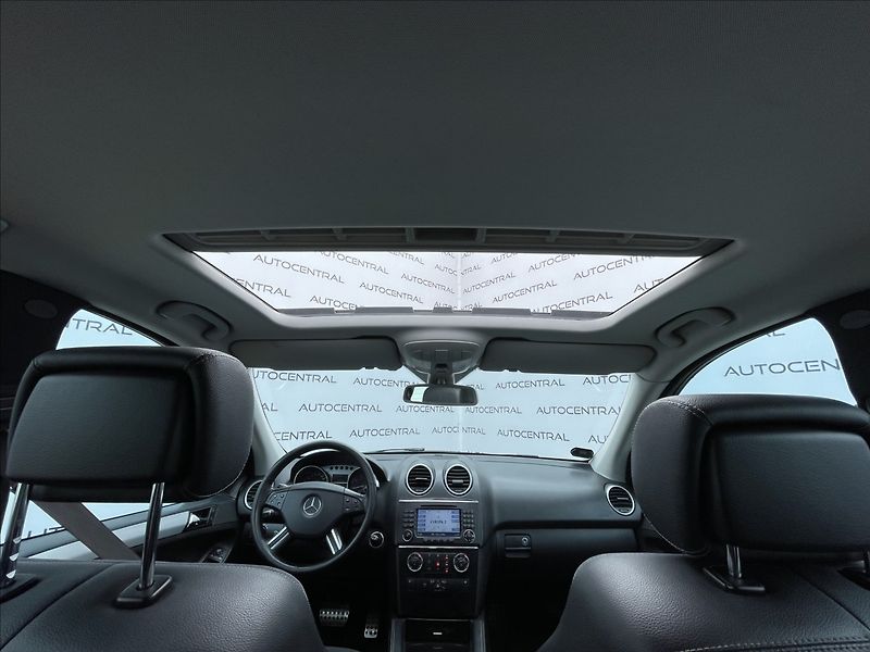 Mercedes-Benz Třídy M ML 350i, 4MATIC,200kW - fotka 20 z 24