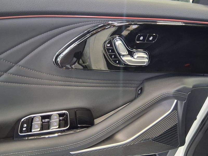 Omoda 9 (2025) Premium 1.5t GDI SHS AWD - fotka 13 z 24