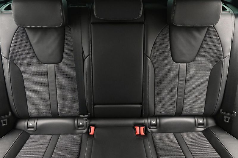 Škoda Octavia 2,0 TDI 110 kW DSG Style Záruk - fotka 27 z 30