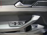 Volkswagen Passat (2015) 2.0TDi, Comfortline - náhled 11
