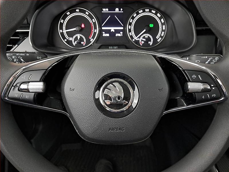 Škoda Kamiq (2024) Ambition 1.0 TSI - fotka 20 z 22